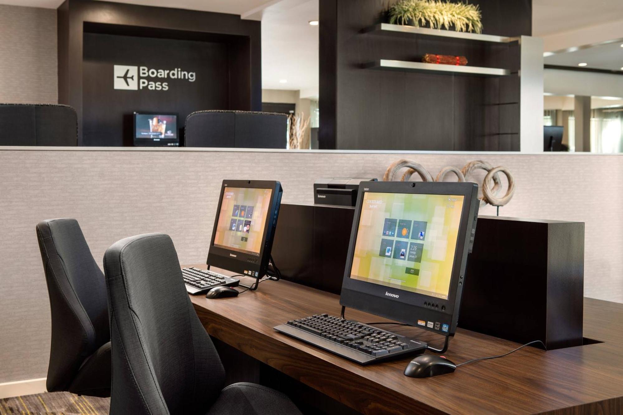Courtyard By Marriott San Diego Sorrento Valley Bagian luar foto