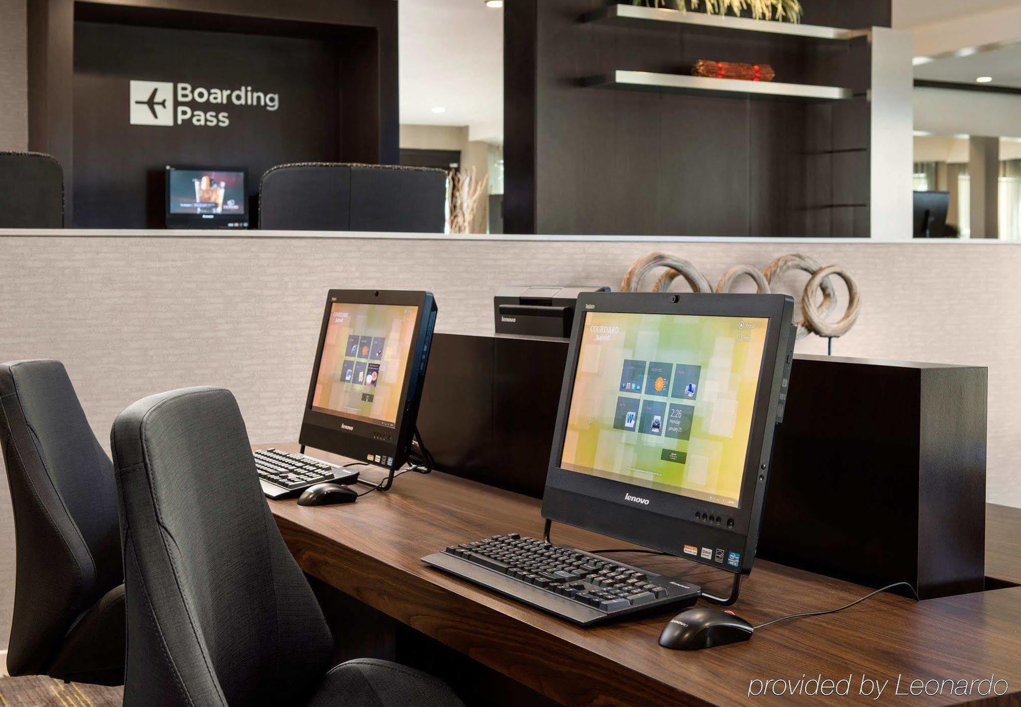 Courtyard By Marriott San Diego Sorrento Valley Bagian luar foto
