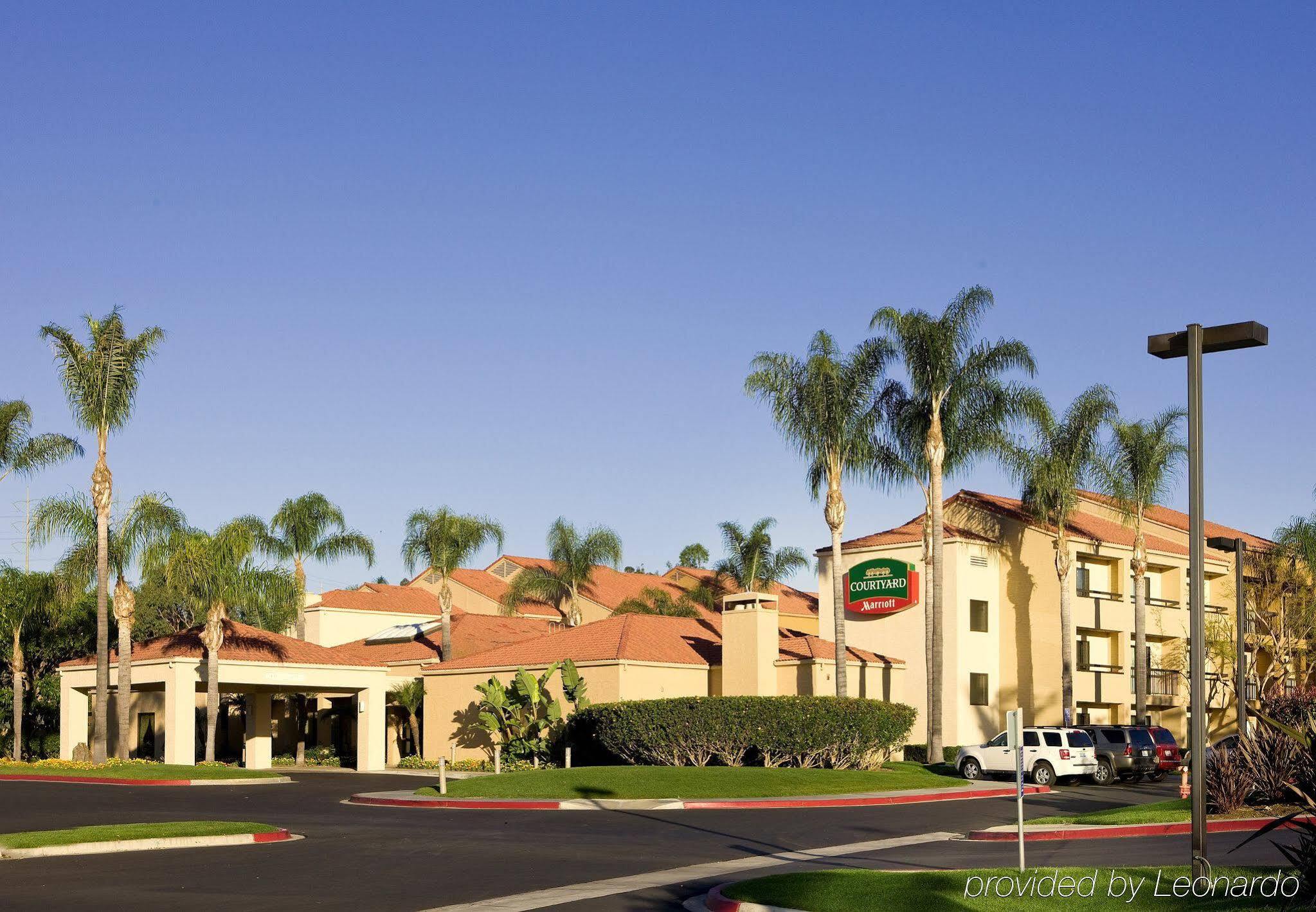 Courtyard By Marriott San Diego Sorrento Valley Bagian luar foto